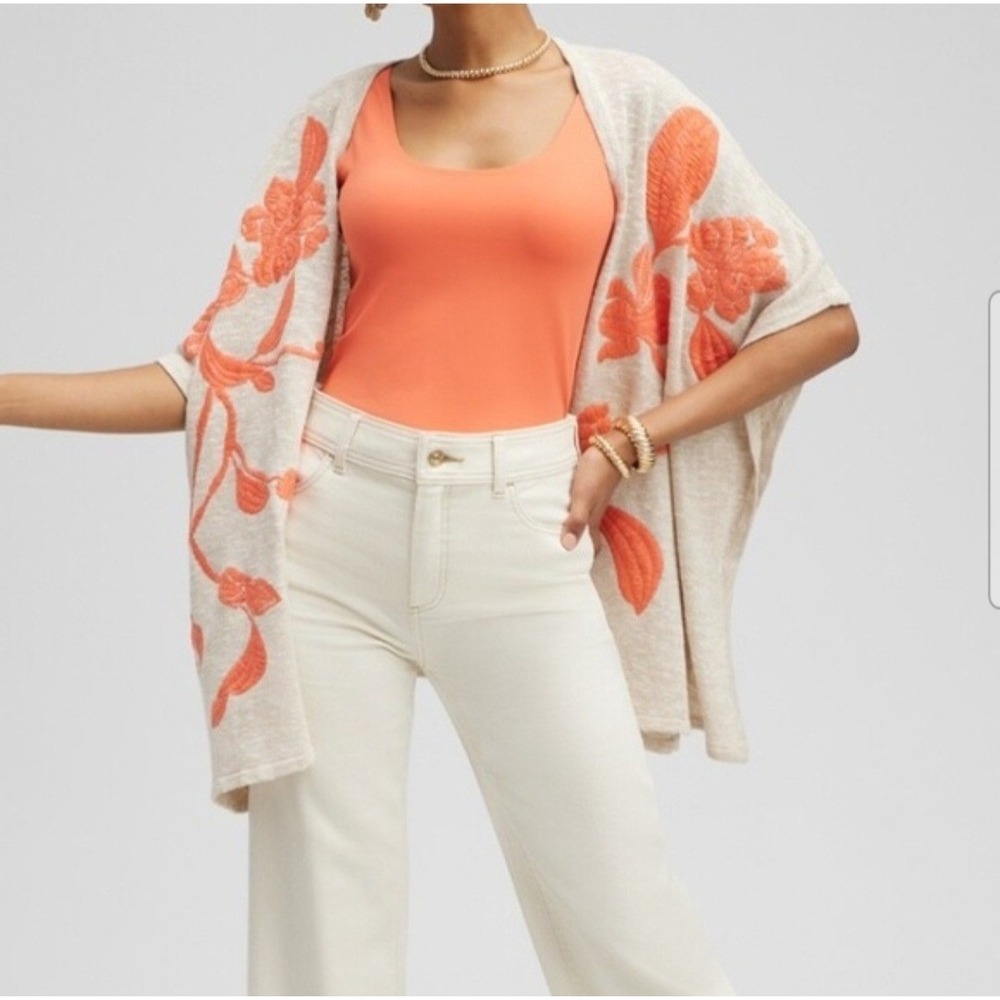 Chicos Ruana Linenβ Blend Knit Shrug Sz M Coral Embroidered Floral Resort Summer